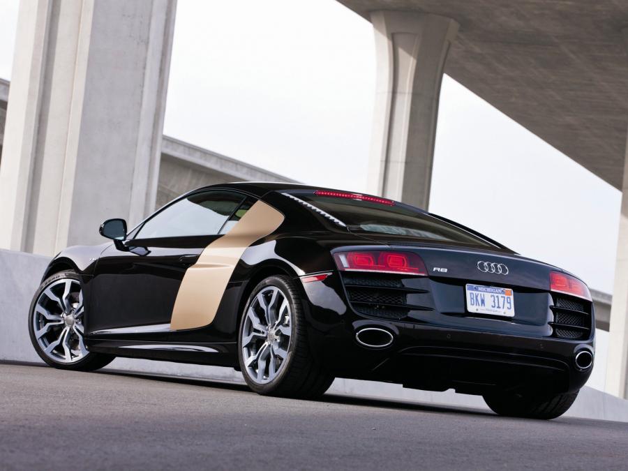  Audi R8 V10 2009 года  (NA) (фото 10 из 18)